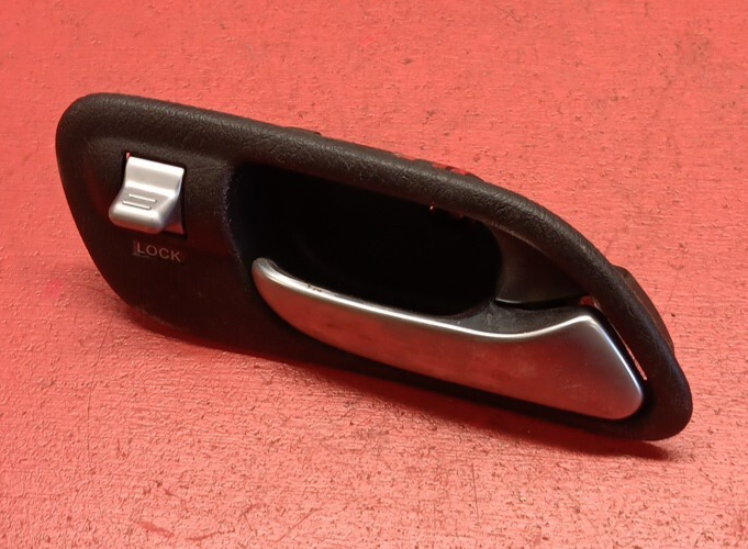 2006 Acura MDX Front Right Pass Door Interior Handle W/ Power lock