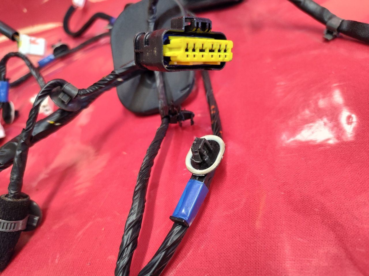 13-16 Hyundai Genesis Coupe RIGHT PASSENGER Door Wiring Harness 91630-2M071