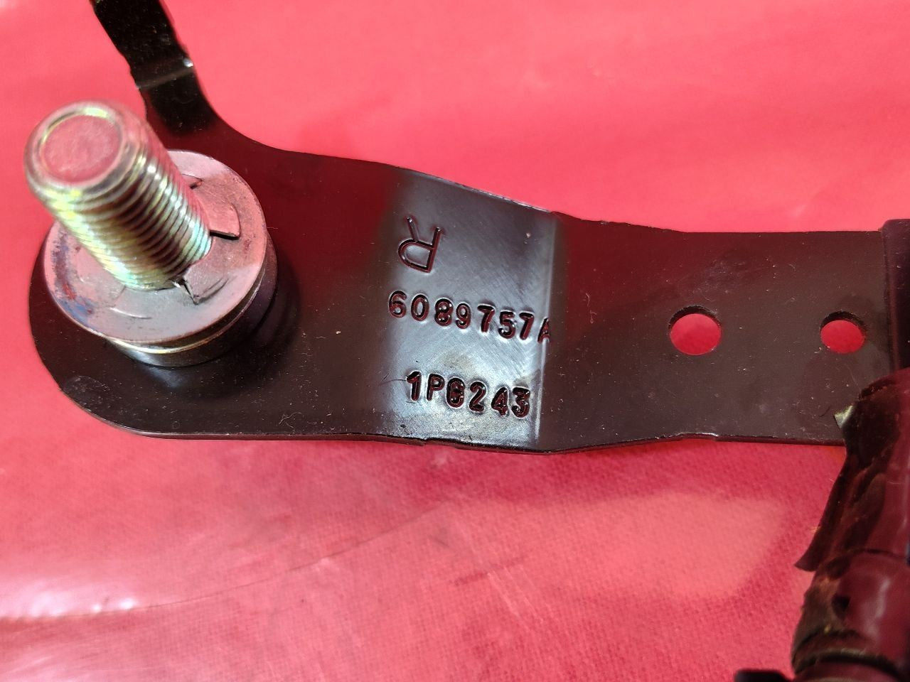 2009-2015 Honda Pilot EX / EX-L Front RIGHT PASSENGER Seat Belt Buckle Tongue
