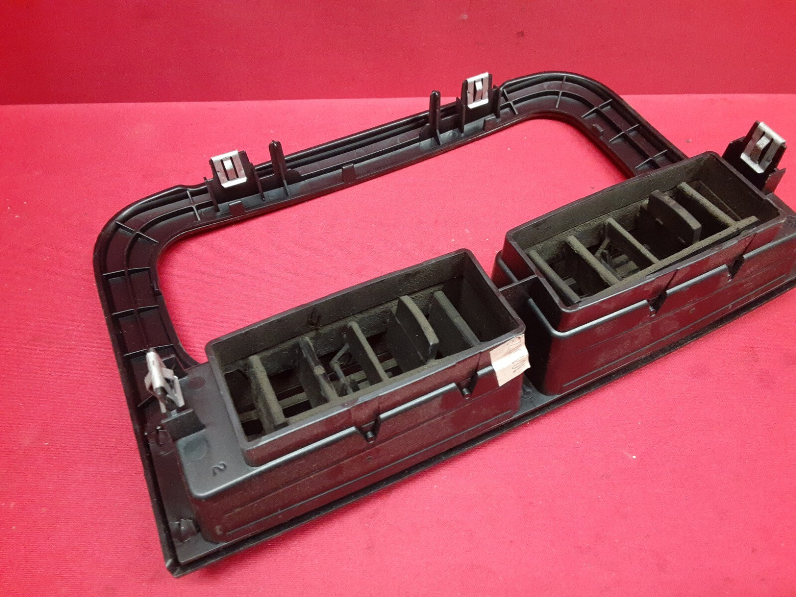 2001 - 2004 Jeep Grand Cherokee Instrument Panel Radio Vent Bezel  55116479AB