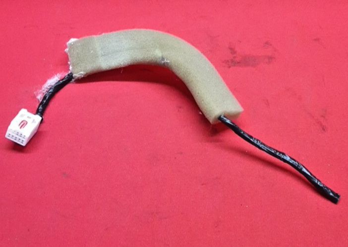 2010-2014 Subaru Outback Dash Display Unit PIGTAIL 85261AJ001