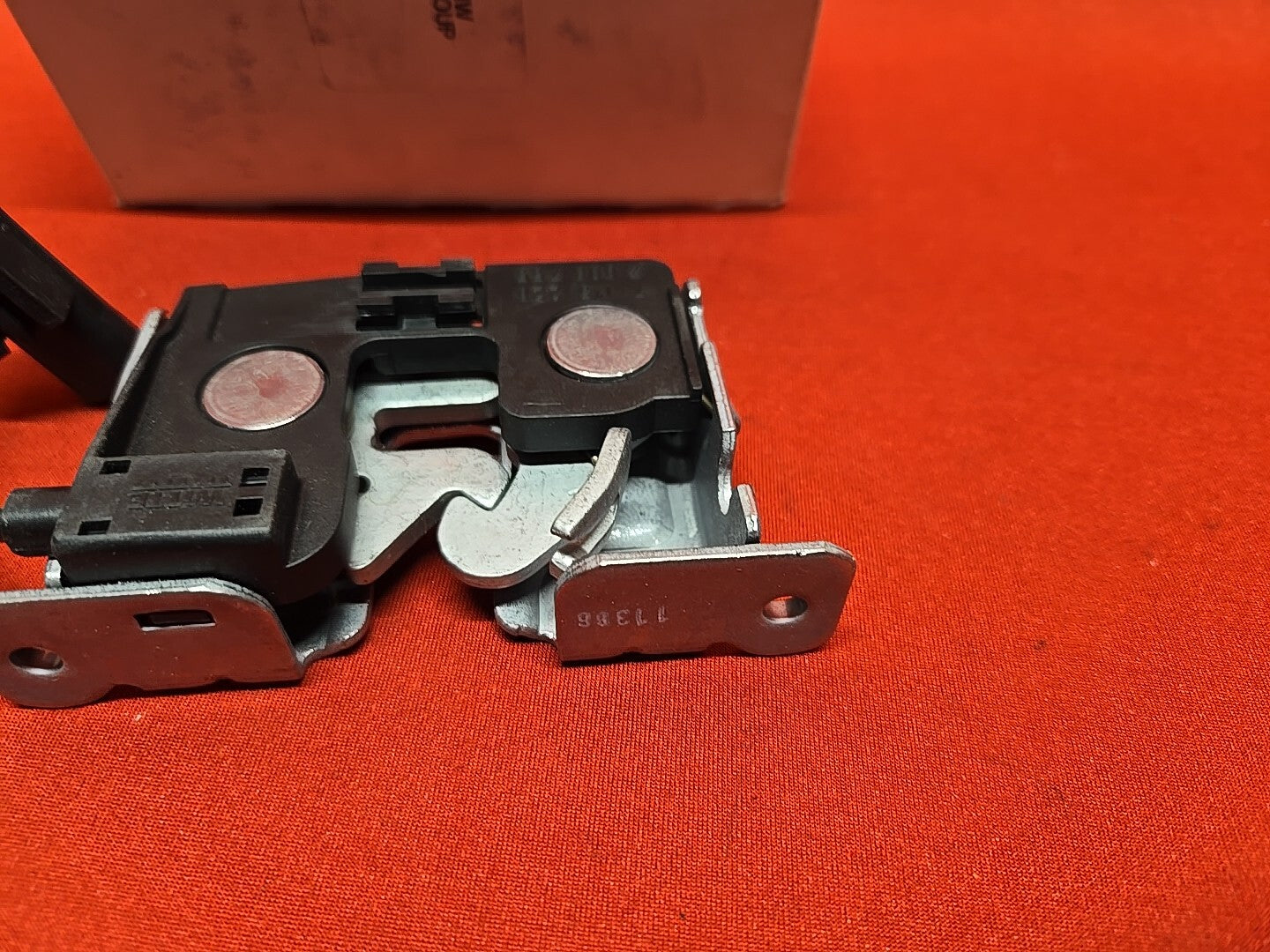 Genuine OEM 2004 - 2015 BMW Left or Right Hood Bonnet Latch Lock Actuator