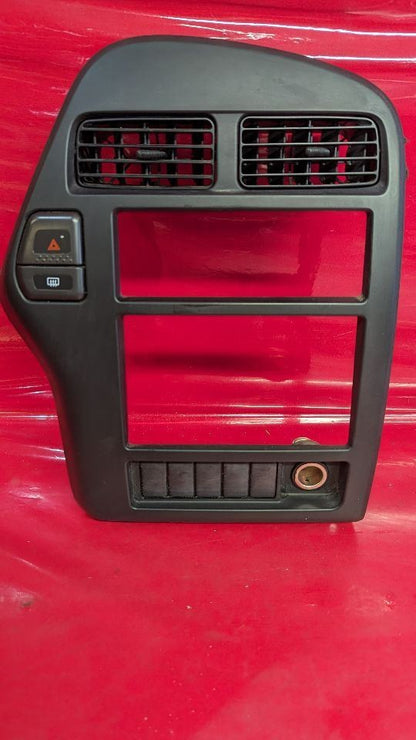 1999 2000 Nissan Pathfinder Radio Climate Air Vent Dash Panel Bezel Trim