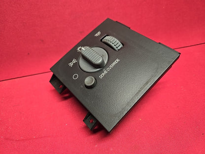 1990 - 2005 Chevrolet GMC Oldsmobile Dash Mounted Headlight Knob Switch 15755955