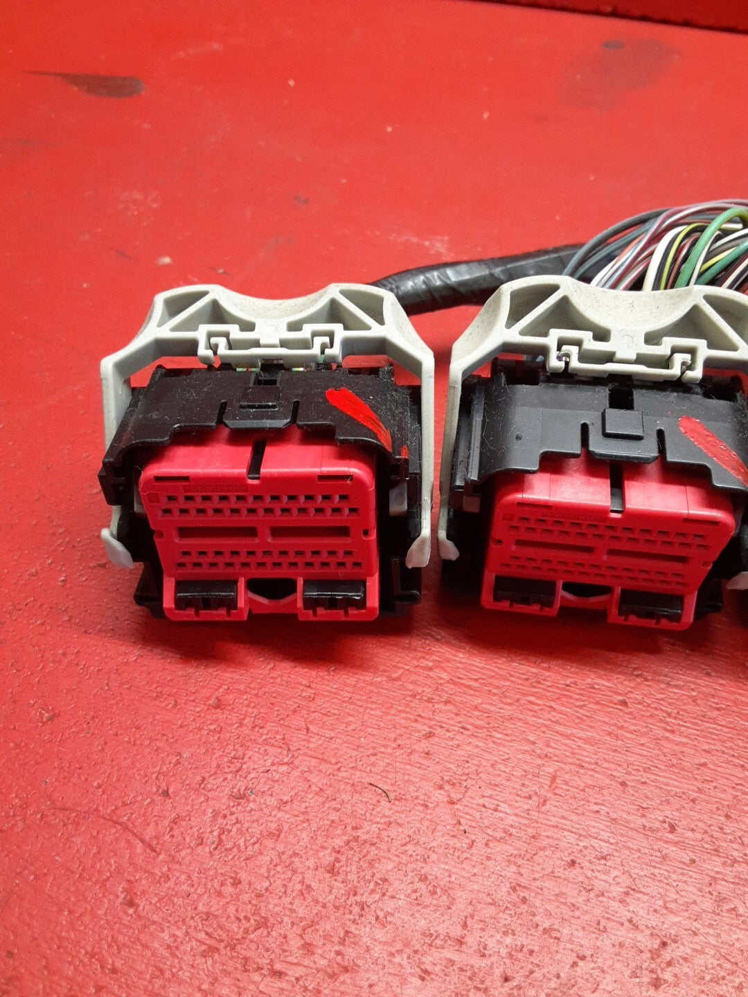 2007 Ford Focus ECM ECU Engine Control Unit Module PIGTAILS 6S4A-12A650-TB