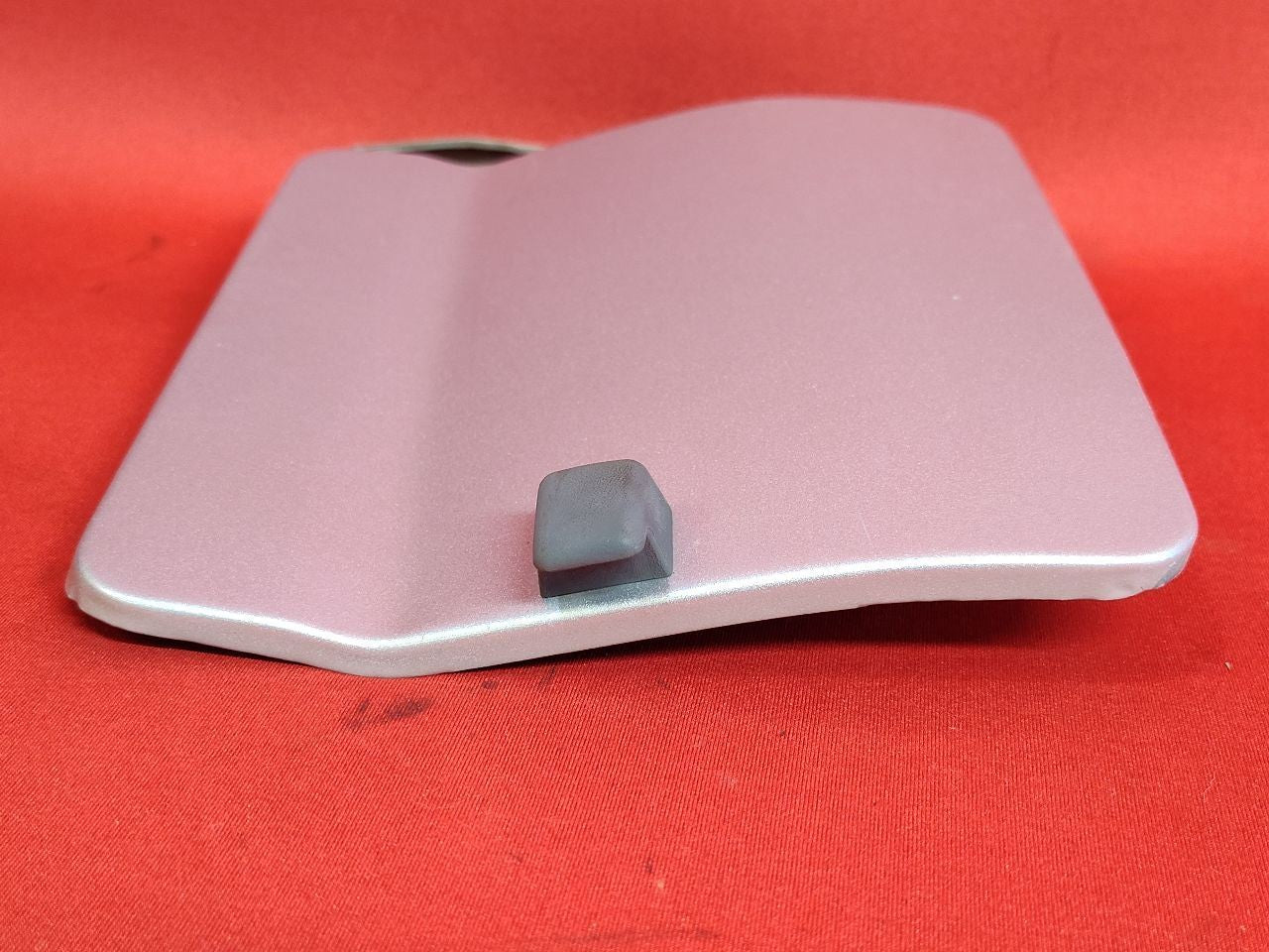 2000-2004 Nissan Xterra Frontier Gas Fuel Filler Door Lid Flap KV8 Silver Ice