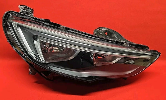 18-20 Buick Regal Sportback Tourx RIGHT PASSENGER Headlight HALOGEN - TABS GOOD