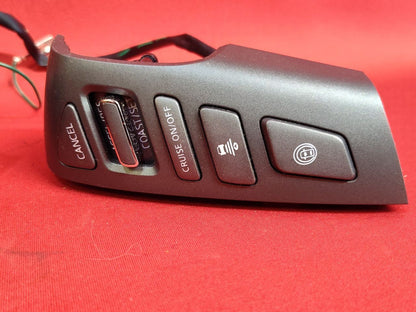 2012-2013 Infiniti QX56 Steering Wheel Switches w/ INTELLIGENT Cruise Control