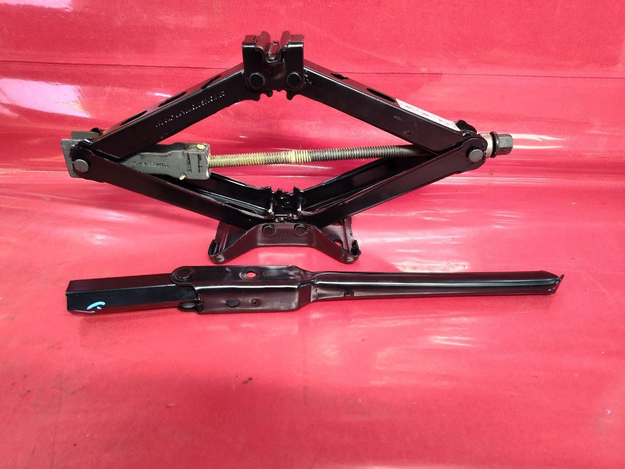 1997-2004 Oldsmobile Buick Cadillac Emergency Spare Tire Change Scissor Jack Kit