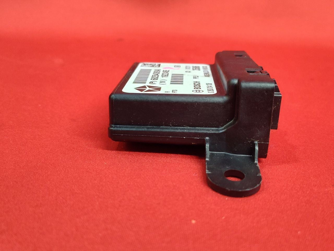 2016-2018 Dodge Durango Jeep Grand Cherokee Rear Park Assist Control Module