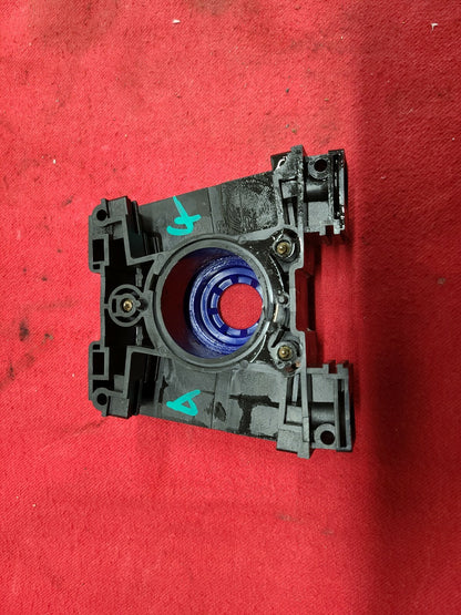 1996 Nissan Maxima SE Combo Wiper Switch Steering Column Center Bracket