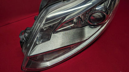2012-2018 Ford Focus EV Electric RIGHT PASSENGER Headlight Lamp HID Xenon