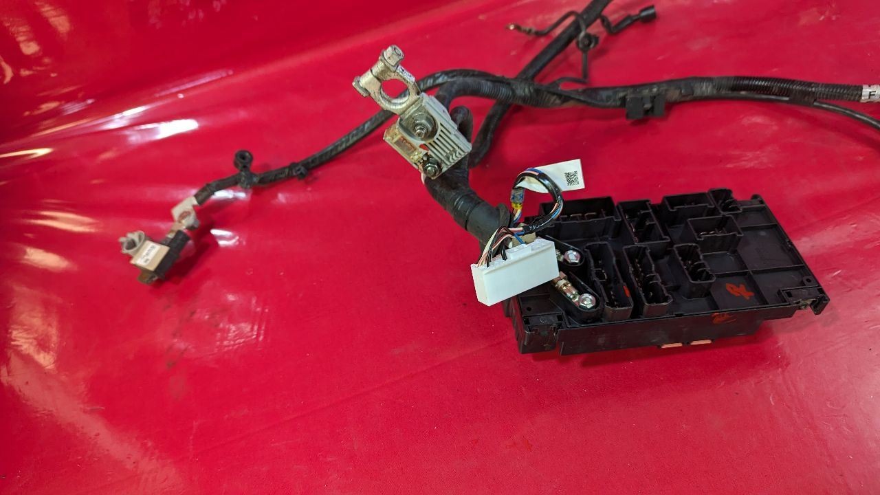 15-21 Subaru WRX 2.0L Turbo Manual Trans AWD Apron Fuse Box / Battery Cables