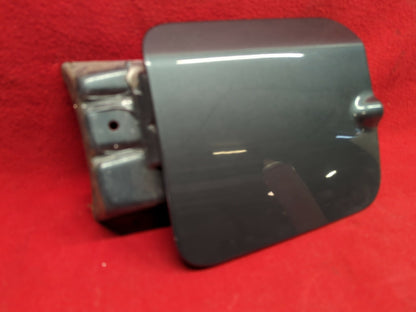 2006 2007 2008 2009 2010 Dodge Charger Fuel Gas Filler Door Lid Magnesium Pearl