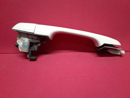 1998 1999 Volvo S70 V70 OUTER LEFT REAR DRIVER Door Handle - 189 Polar White
