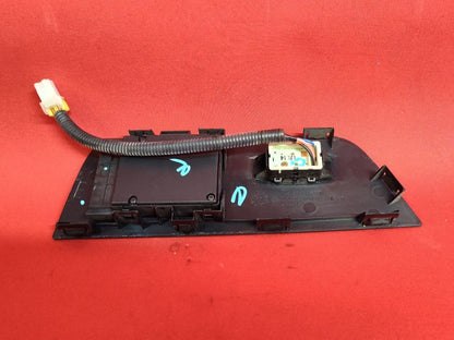 2004-2005 Mopar Dodge Chrysler Jeep Front LEFT DRIVER Seat Switch w/ Bezel