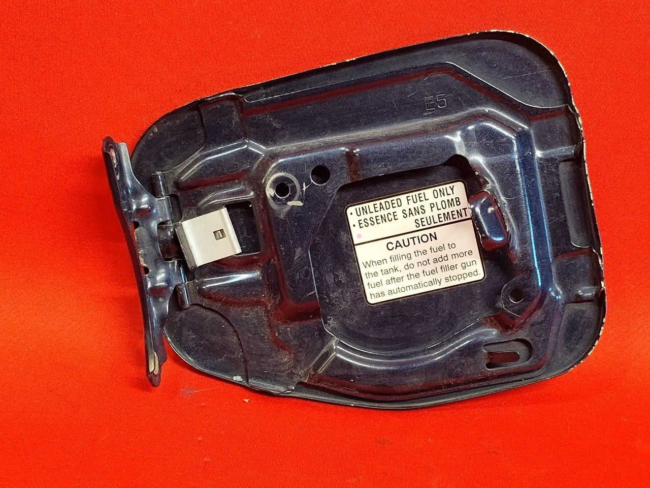 2010-2014 Subaru Outback Fuel Filler Door Lid Gas Flap G5U Deep Indigo Pearl