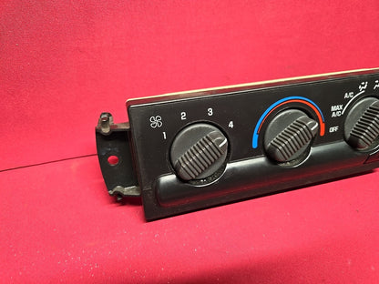 1999 - 2005 Chevrolet GMC Oldsmobile HVAC Climate Control Unit w/ A/C 16250535