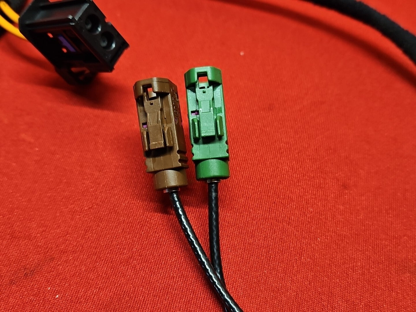 2007 - 2015 Audi Q7 - Sirius Satellite Radio Module - 4E0035593D - PIGTAILS
