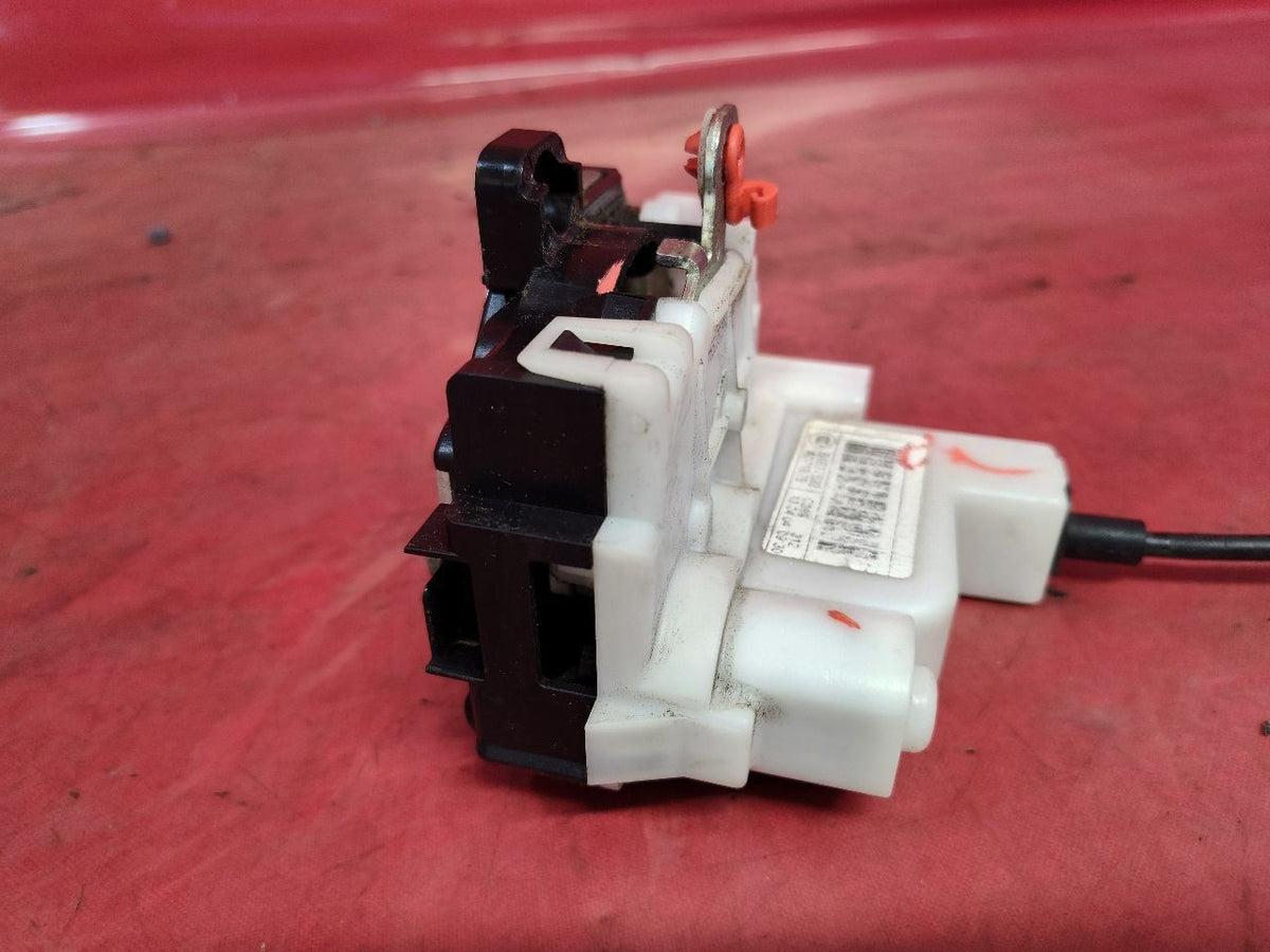 2012-2019 Fiat 500 2-Door Coupe RIGHT PASSENGER Latch Actuator w/ Power Locks