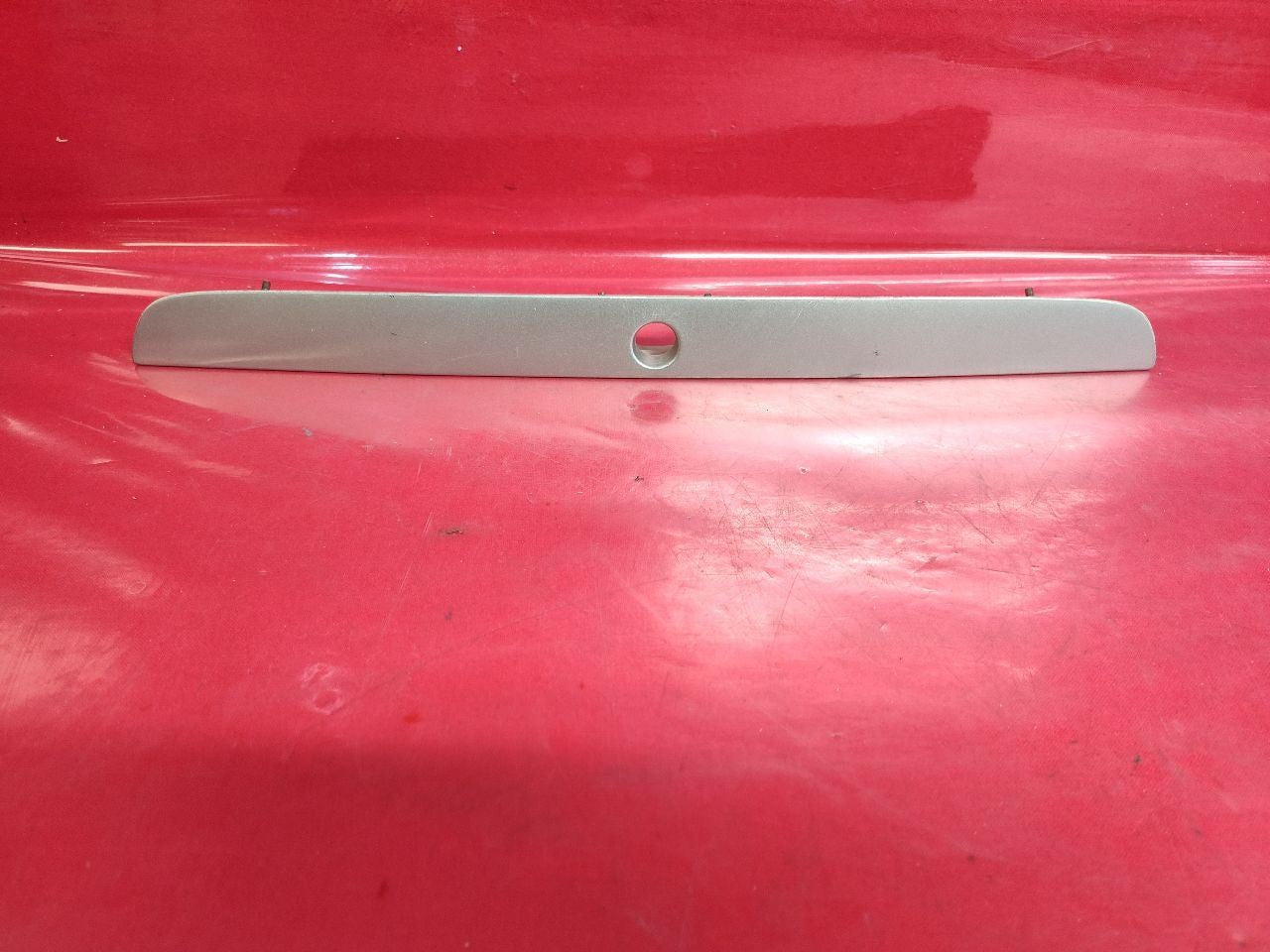 2001-2003 Toyota Prius Sedan Trunk Deck Lid Key Hole Garnish Trim Fascia Silver