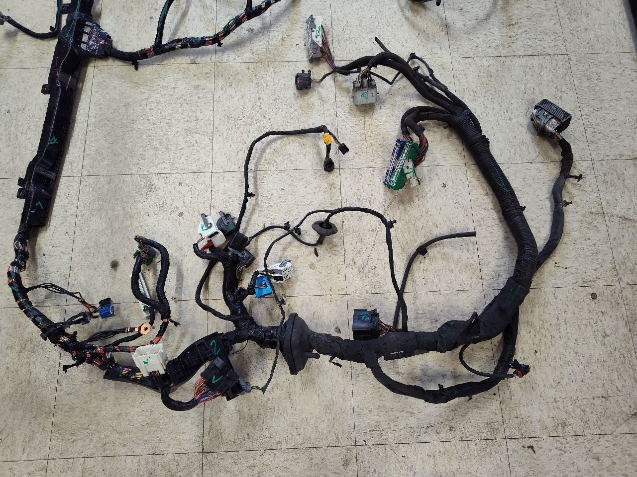 2016 Dodge Ram 1500 Cab Body Wiring Harness ParkSense, Lumbar, Rear Pwr Window