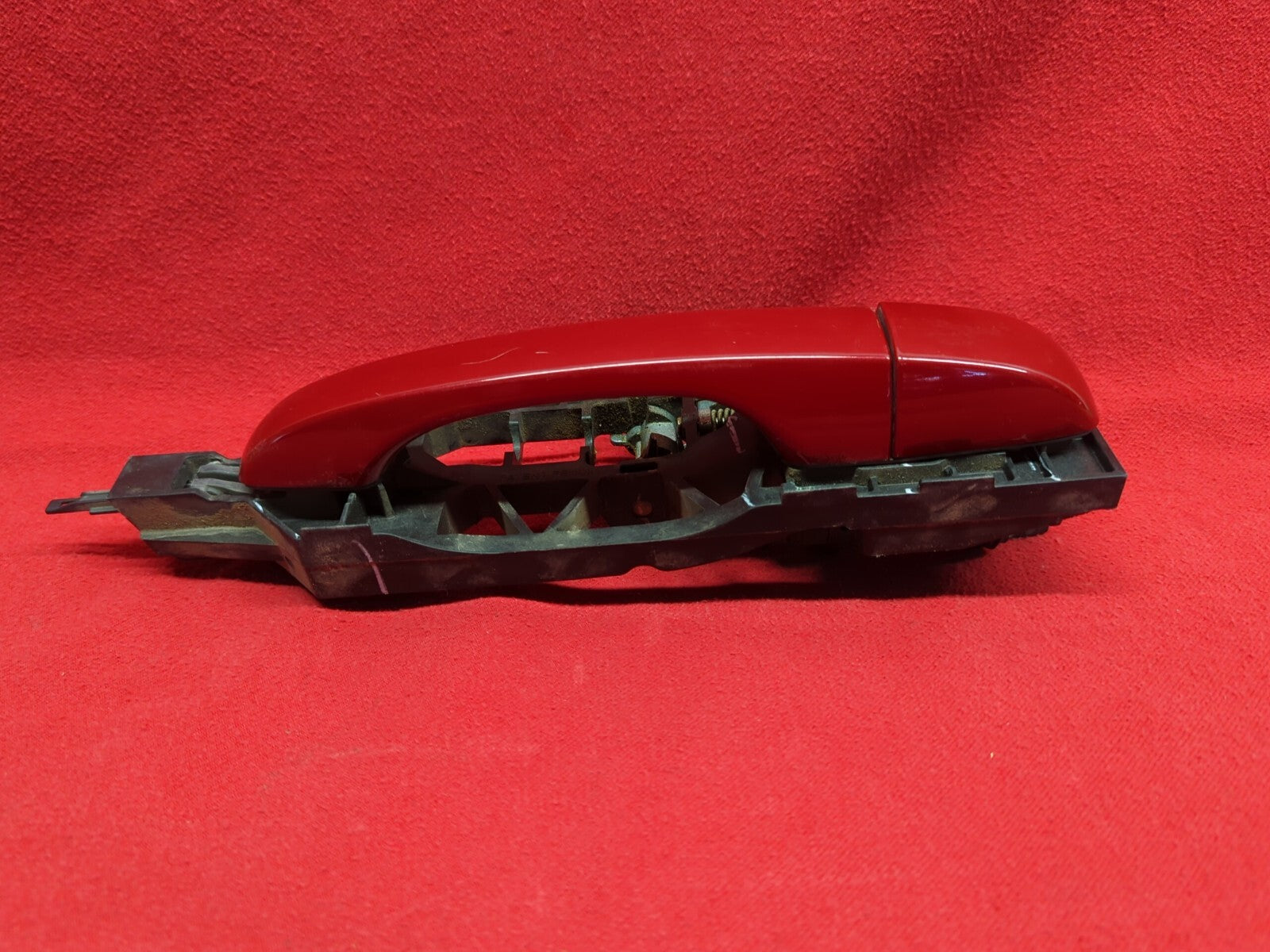 2011 - 2019 Dodge Journey REAR RIGHT PASSENGER Door Handle Red Tri-Coat Pearl
