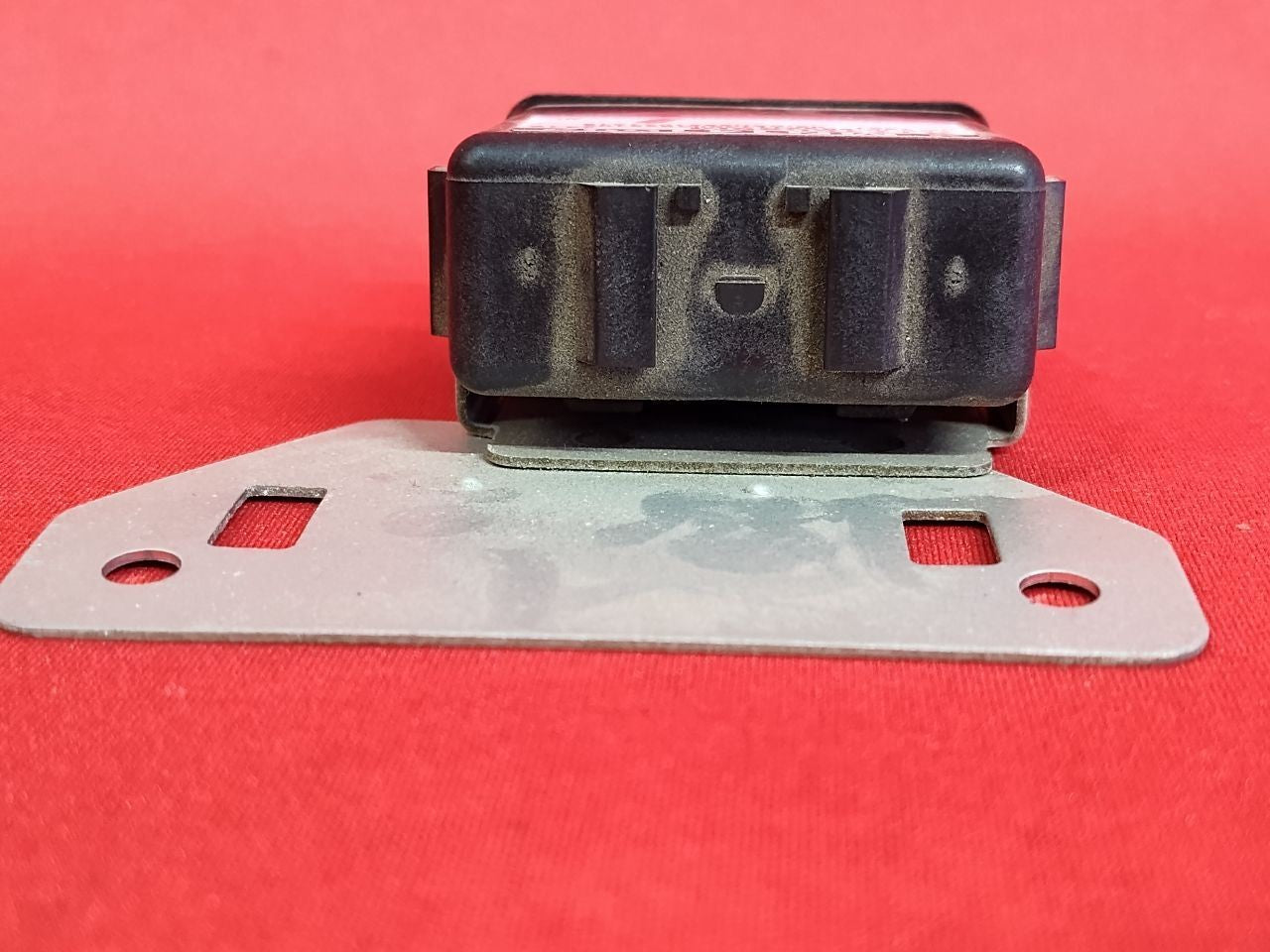 2003-2006 Mitsubishi Montero Limited / XLS Anti-Theft Alarm Control Module