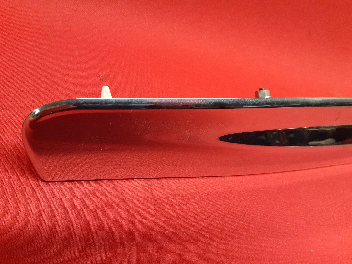 2010 - 2012 Nissan Altima Sedan Base Model Trunk Deck Lid Chrome Trim Handle