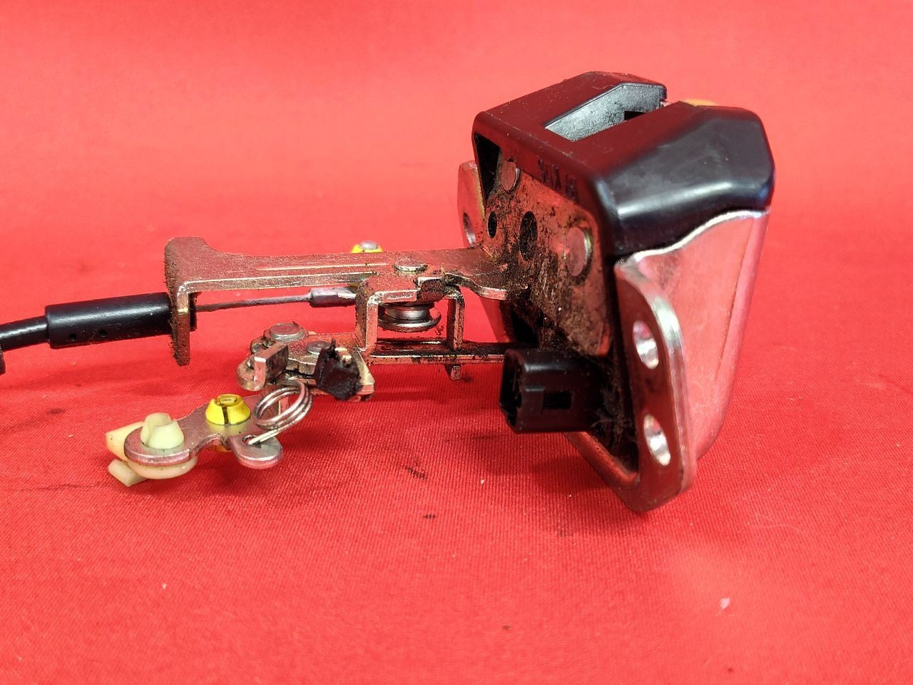 2013-2016 Chevrolet Chevy Spark + EV Liftgate Hatch Latch Lock Actuator w/ Cable