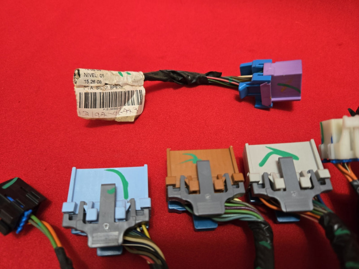 2003-2007 Chevy GMC Cadillac Hummer Dash Body Control Module BCM - PIGTAIL WIRES