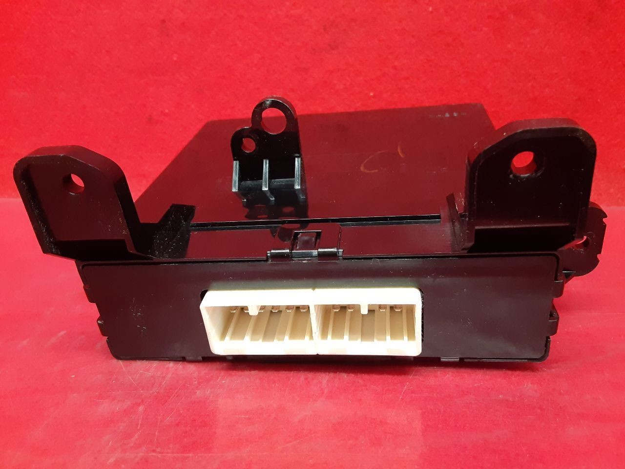 2015 - 2017 Subaru Legacy & Outback HVAC Temperature Blower Control Module