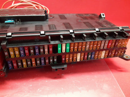 2003- 2004 Range Rover HSE Front Dash Fuse Relay Junction Block BoxYPP000020