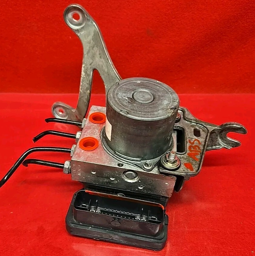 18-20 Buick Regal Sportback 18-19 LaCrosse ABS Anti Lock Brake Pump - 34k MILES