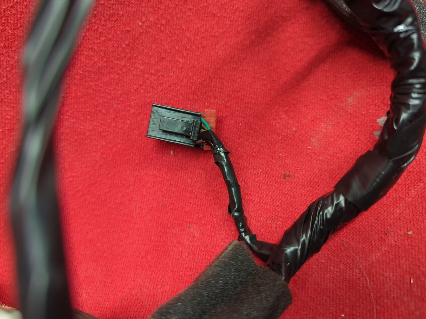 2005 - 2006 GMC Envoy - Center Console Wiring / Harness Assembly - 13540485