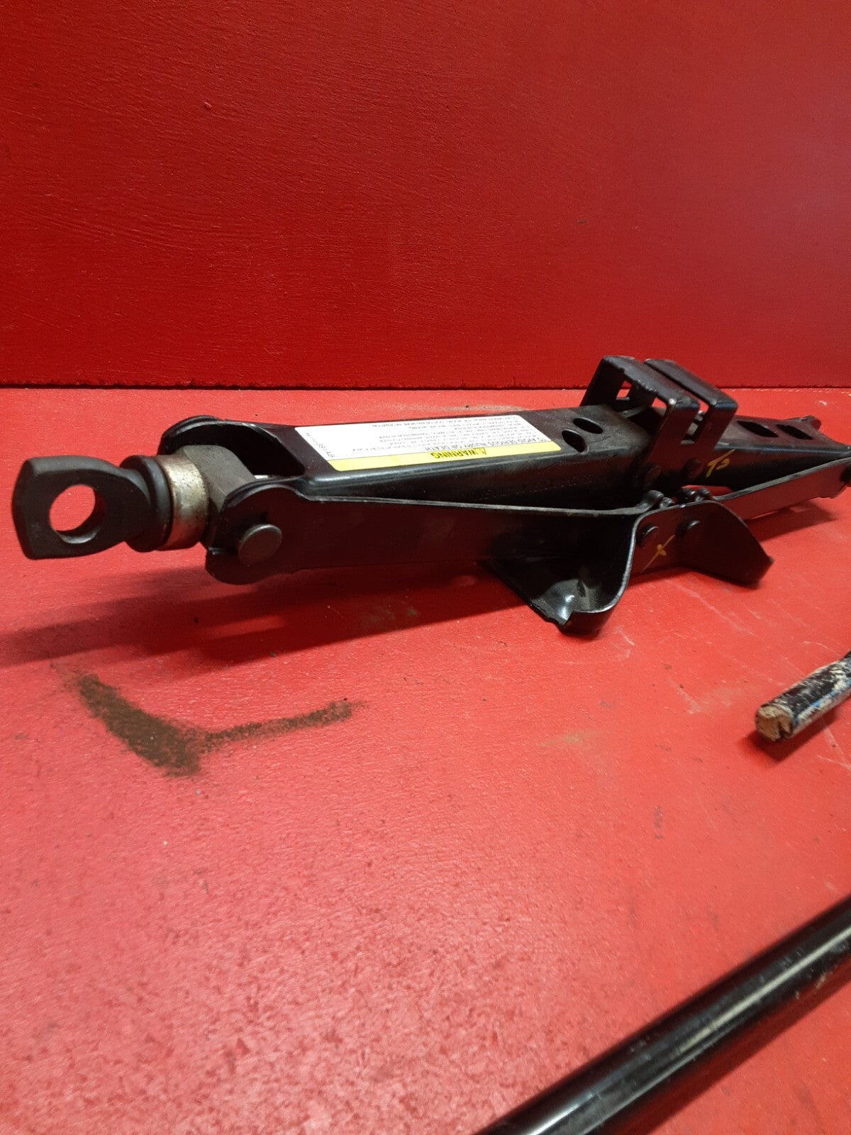 2000 - 2004 Jeep Grand Cherokee Spare Tire Scissor Jack Set W/ Tool 52080427AA