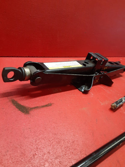 2000 - 2004 Jeep Grand Cherokee Spare Tire Scissor Jack Set W/ Tool 52080427AA