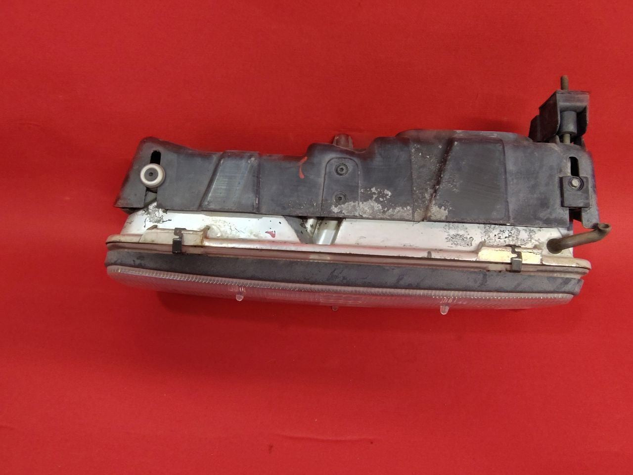 1988-1996 Buick Regal Custom Gran Sport Limited RIGHT PASSENGER Headlight Lamp