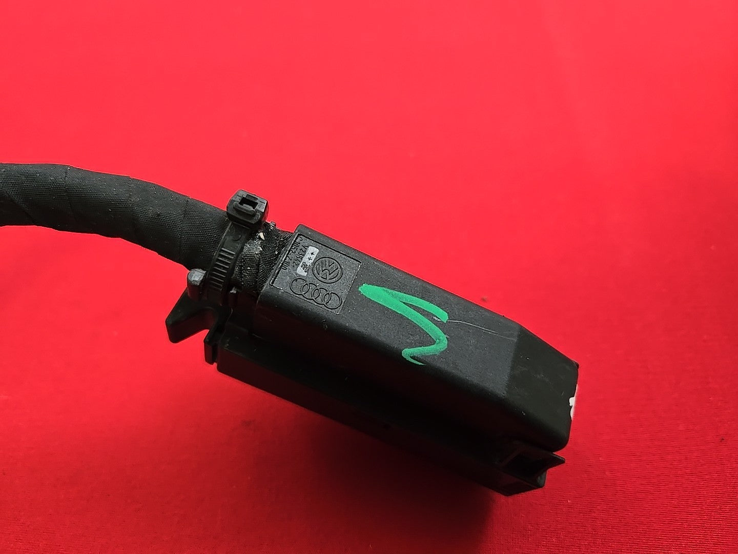 2010-2012 VW Volkswagen Tiguan 2.0L Auto Transmission Control Module TCM PIGTAIL