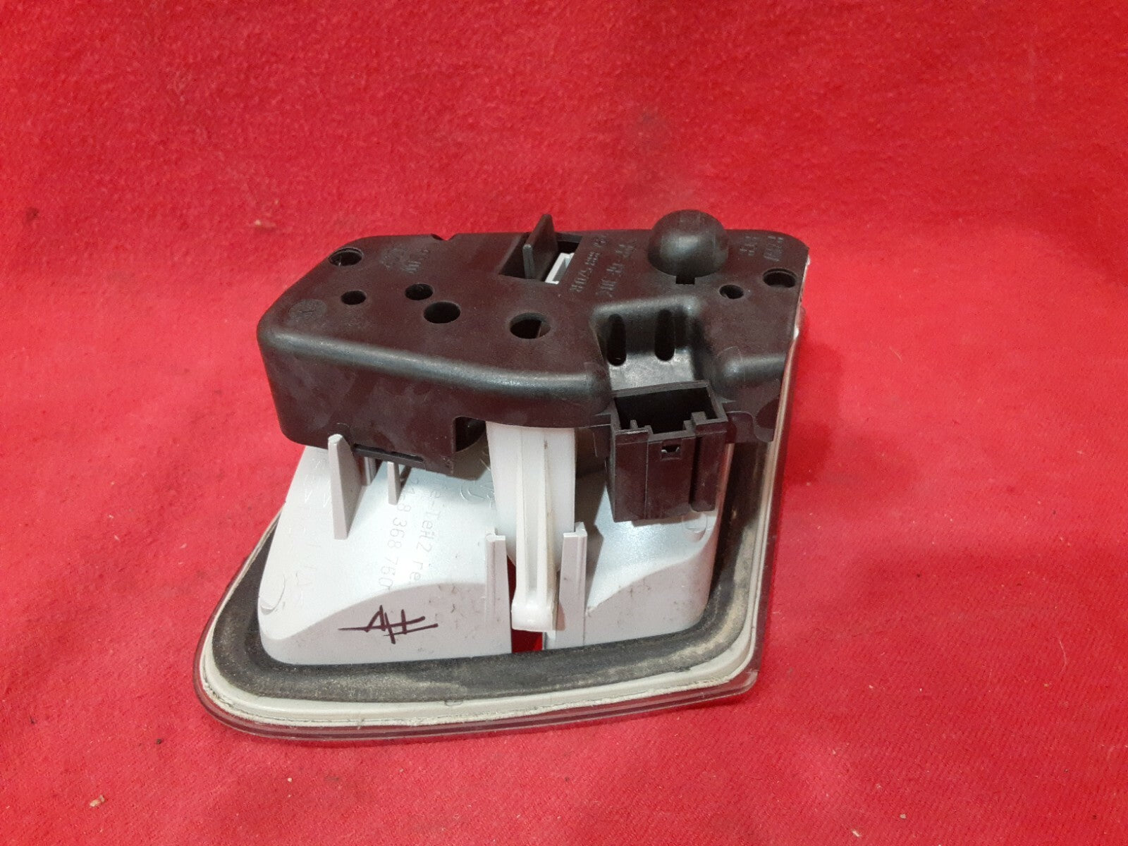 2001 - 2006 BMW E46 / 3 Series - Rear Right Inner Trunk Tail Light - 8 374 810