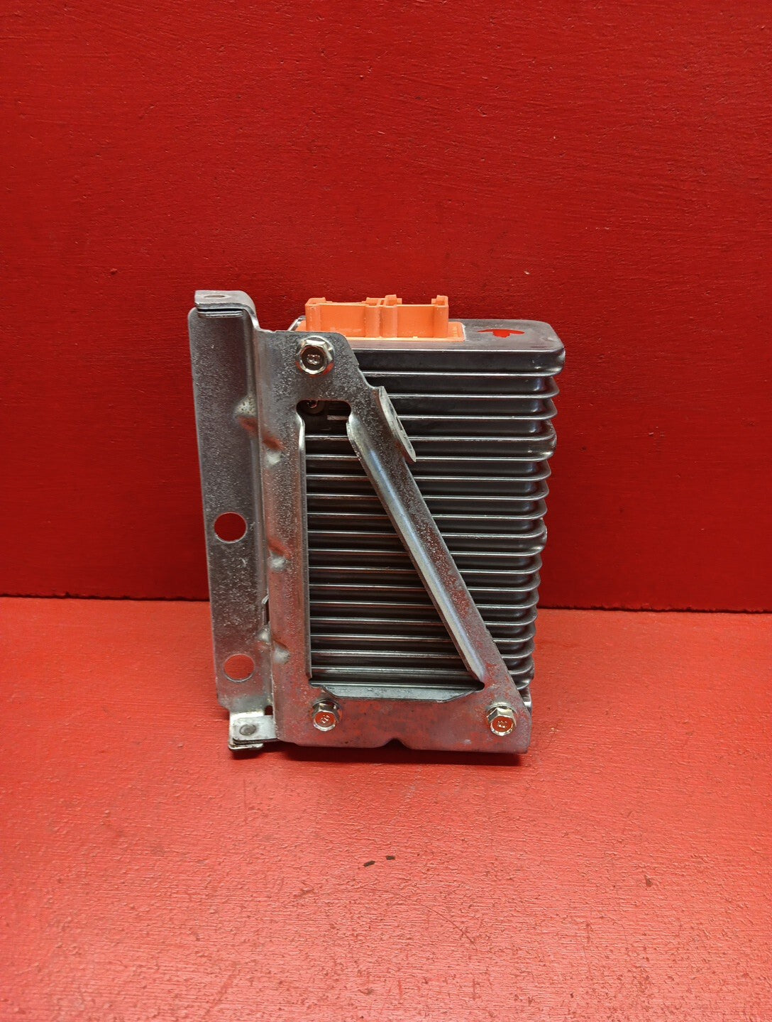 2005-2010 GM Multi Vehicle Accessory AC and DC Power Control Module 10361107