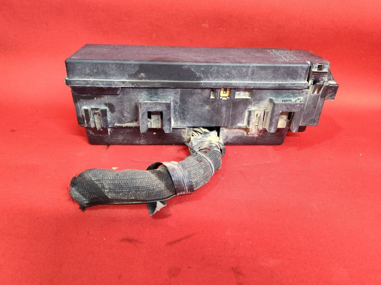 2008 Dodge Durango Chrysler Aspen 4.7L V8 Headlamp to Dash Fuse Box Junction