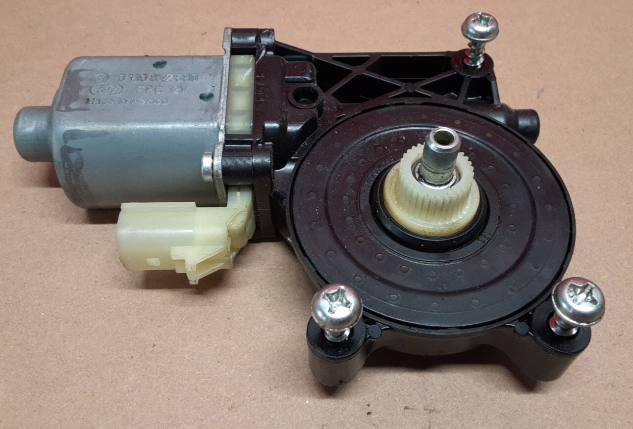 2012 - 2020 Chevy Chevrolet FRONT OR REAR RIGHT Window Regulator MOTOR ONLY