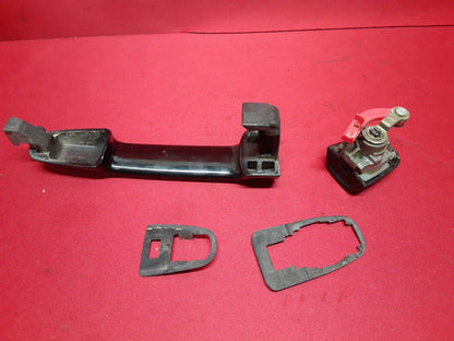 Toyota 2001 - 2007 Toyota 01-05 Rav4 Exterior LEFT FRONT DRIVER Door Handle