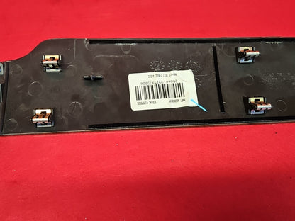 2007-2008 GM Chevrolet Tahoe / GMC Yukon Center Dash Trim Plate Wood Grain