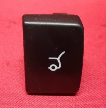 2010 - 2019 Lincoln MKT Dash Panel Liftgate Release Switch 	AE9Z-74432A38-AA