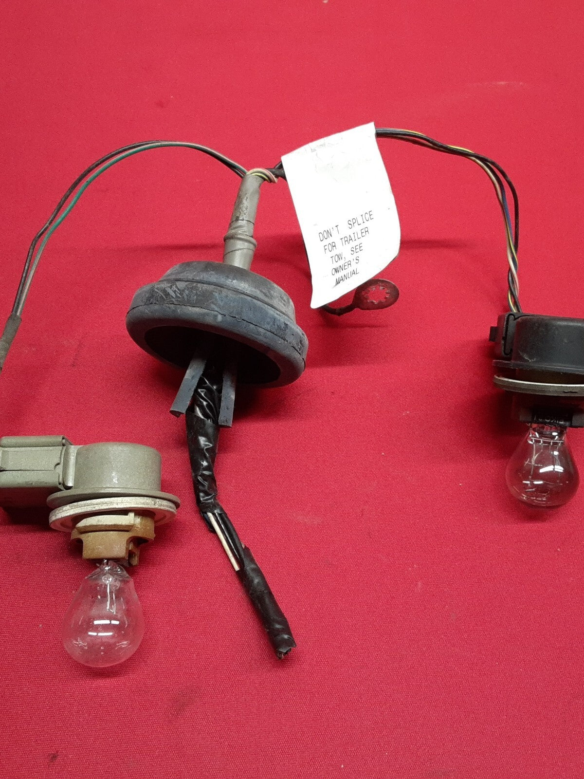 2004 2005 2006 2007 Ford Freestar - Tail Light Harness / Pigtails / Wiring LEFT