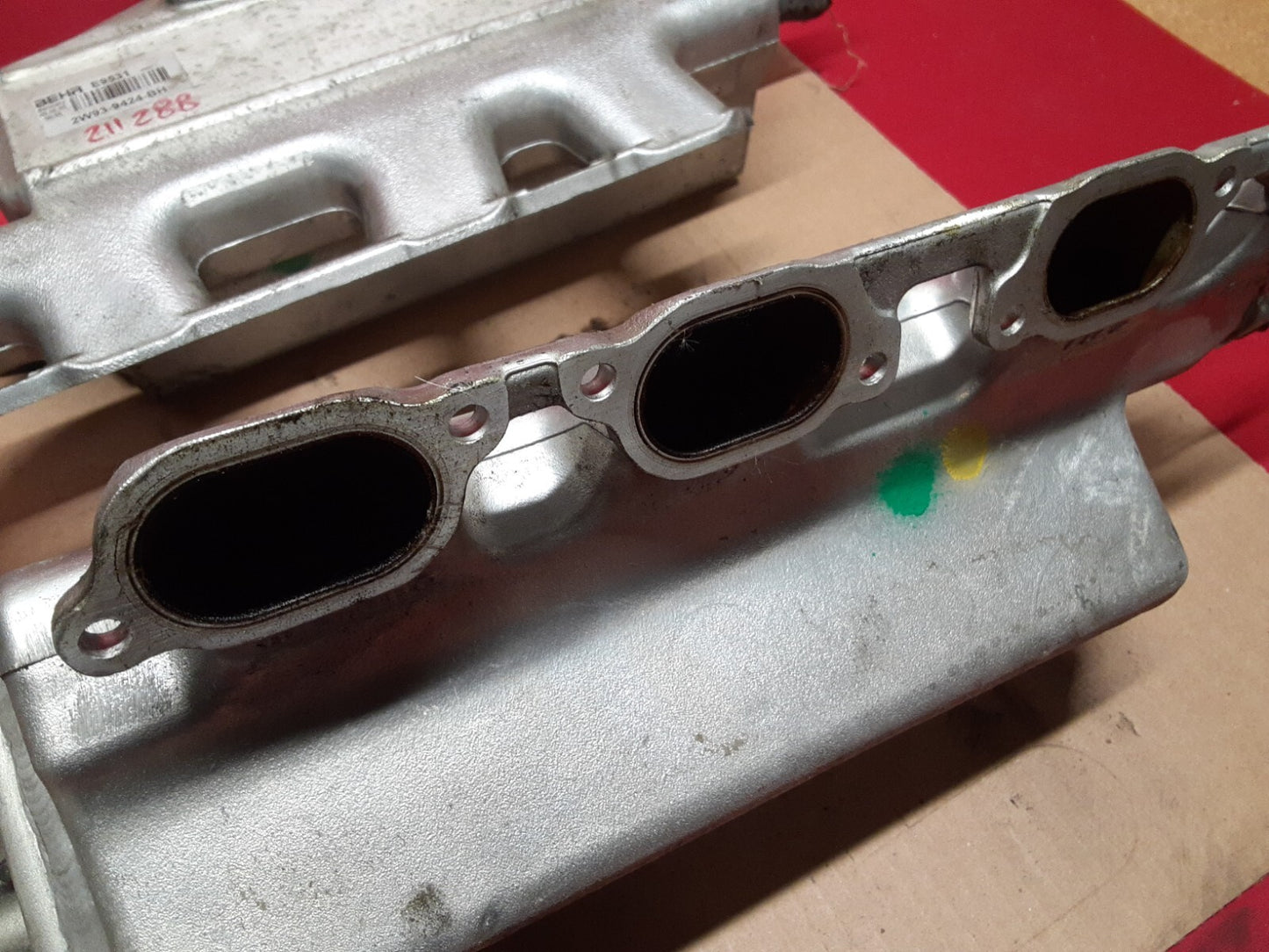 2006 - 2009 Land Range Rover Sport SUPERCHARGED Lower Intake Manifold SET