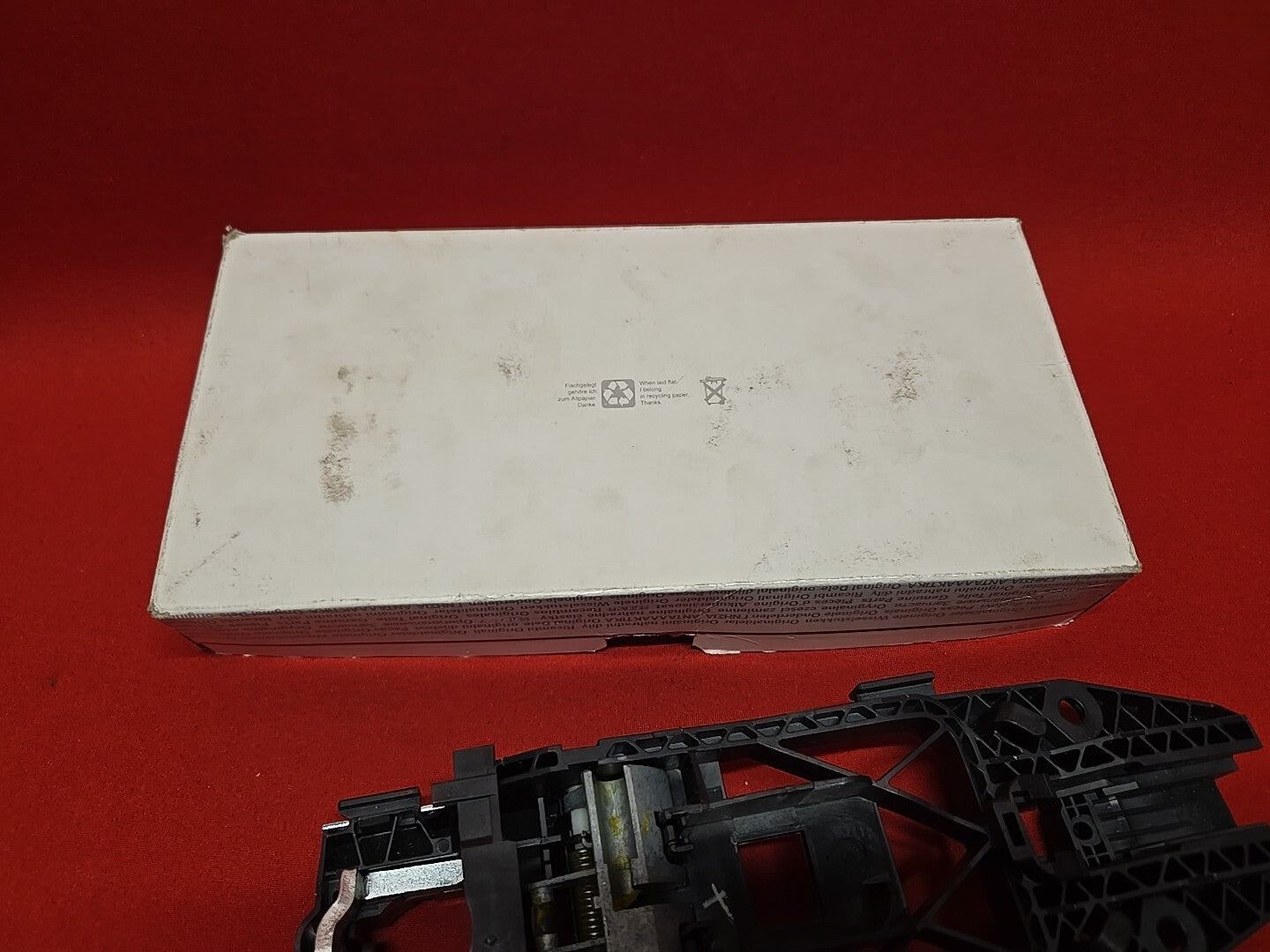 2012 - 2019 VW Volkswagen Beetle LEFT Door Exterior Handle BASE w/ Wiring OEM