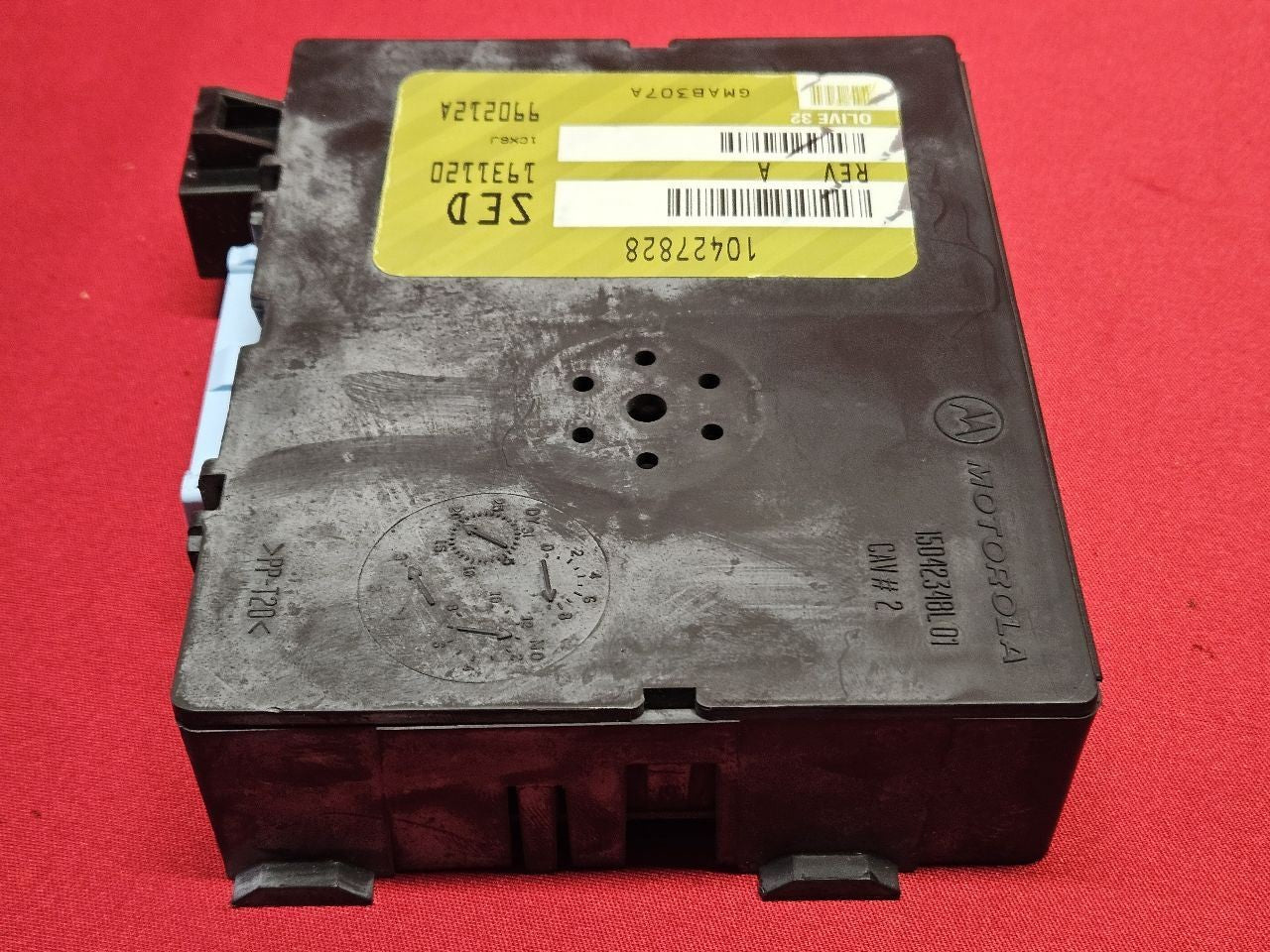 1997-1999 Buick Oldsmobile Pontiac Dash Body Control Module BCM BCU 10427828